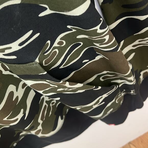 NEWBALANCE MEN’S ESSENTIAL STACKED HOODIE‎ KANGAROO POCKETS PULLOVER SIZE M - Picture 4 of 9